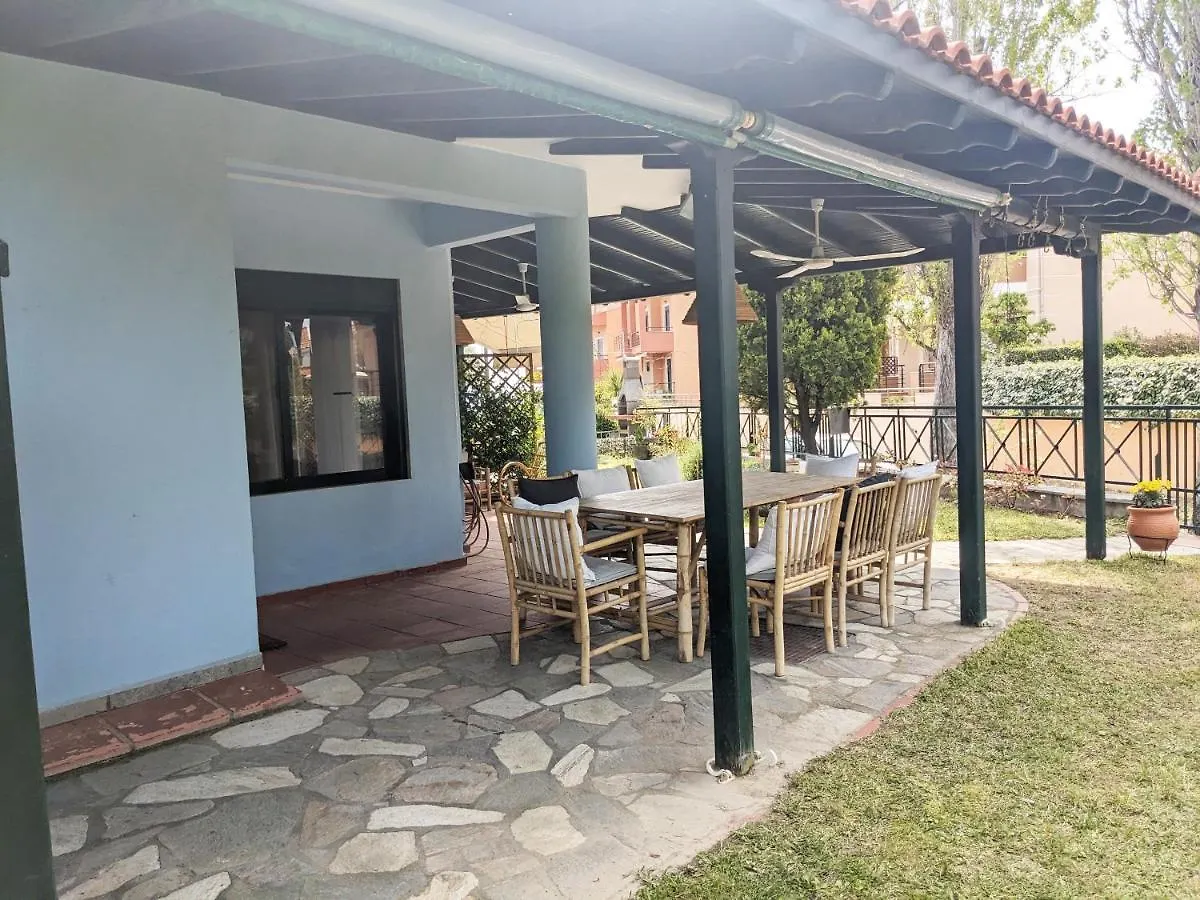 Nikiti Blue House 30M From The Beach With Sea View Casa de Férias