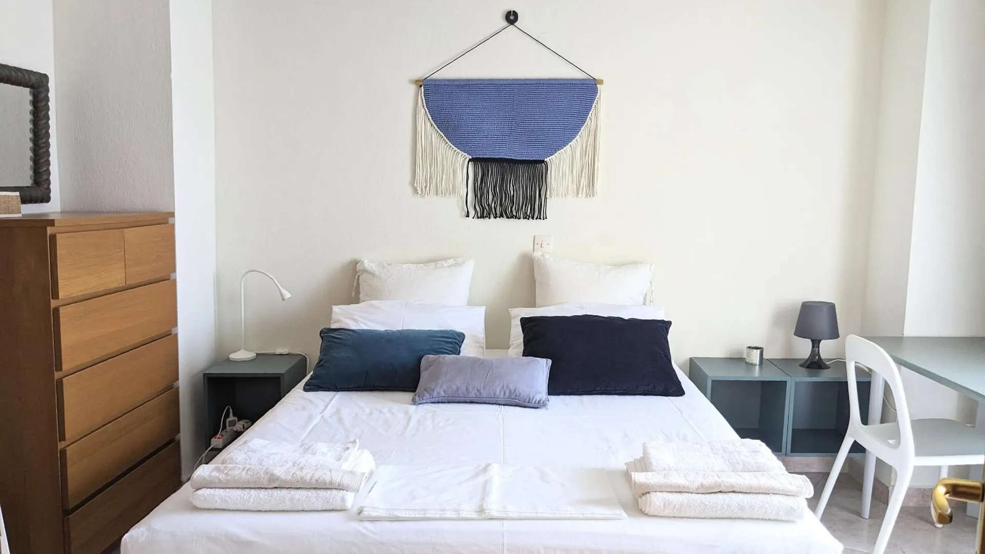 Nikiti Blue House 30M From The Beach With Sea View Nikíti